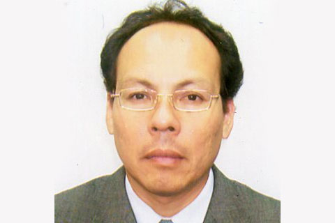 Dr. Roberto Bueno Cuadra